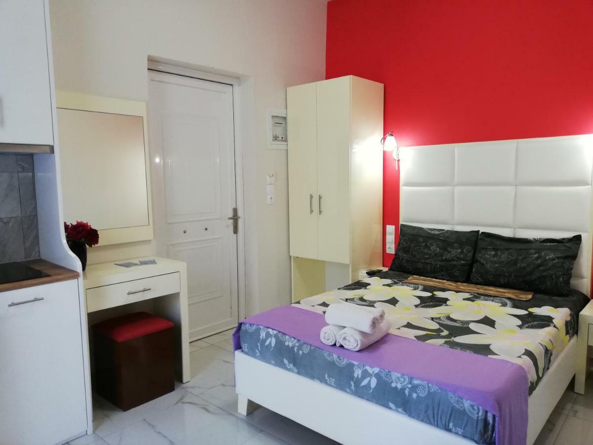 Spiros Rooms Kastrosikia Exterior foto